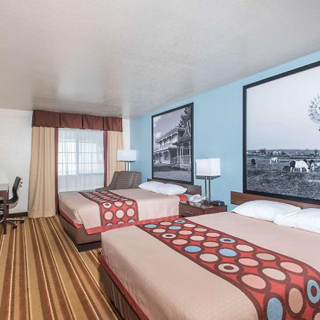 Super 8 By Wyndham Claremore Ok Exterior foto